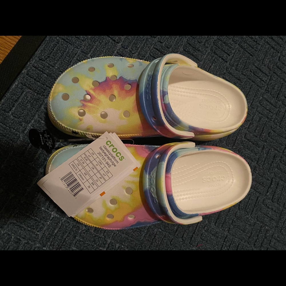 Crocs pastel tie dye
